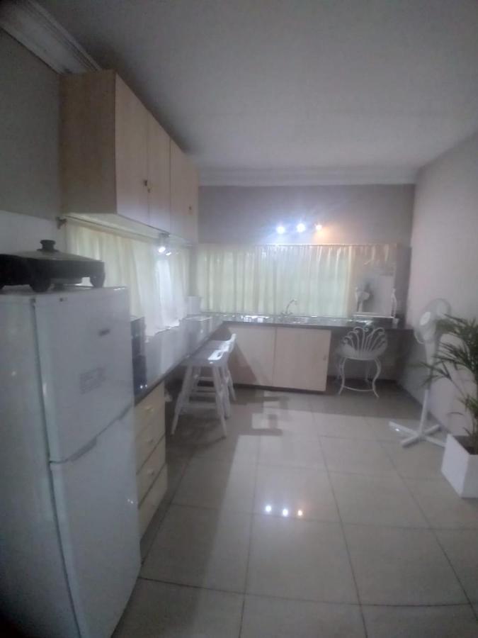 Amethyst Suites Спрингс Экстерьер фото